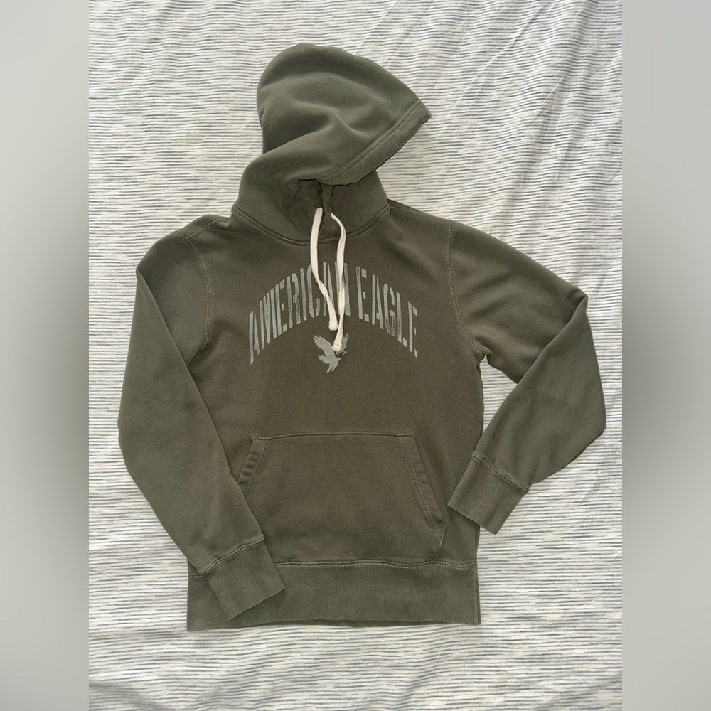 AMERICAN EAGLE OUTFITTERS Men’s Khaki Green Men's Hoodie